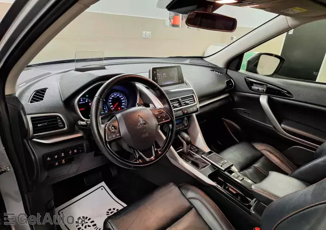 MITSUBISHI Eclipse Cross 1.5 T-MIVEC ClearTec CVT 2WD Diamant Edition Plus