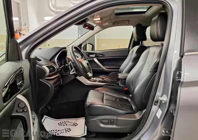 MITSUBISHI Eclipse Cross 1.5 T-MIVEC ClearTec CVT 2WD Diamant Edition Plus