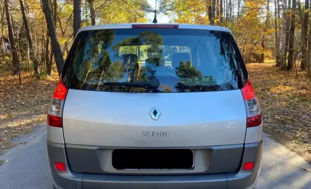 RENAULT Scenic 