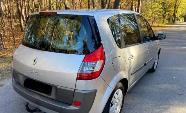 RENAULT Scenic 