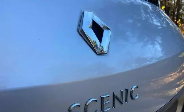 RENAULT Scenic 