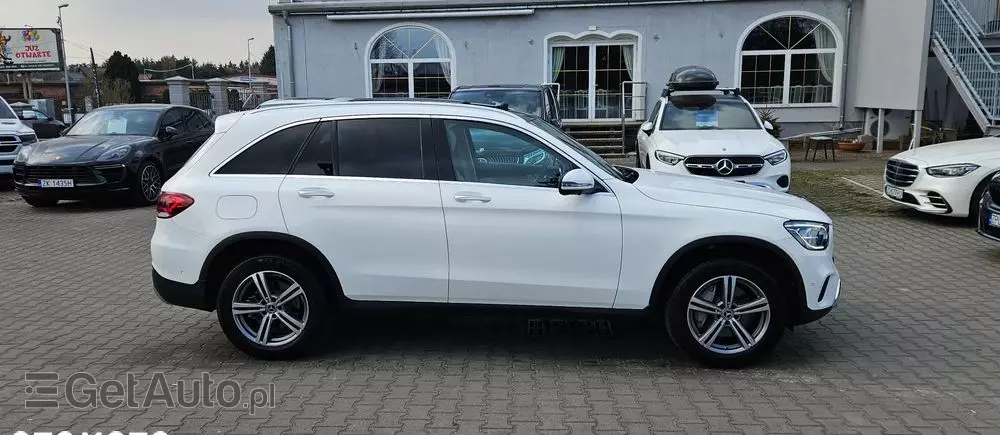 MERCEDES-BENZ GLC 