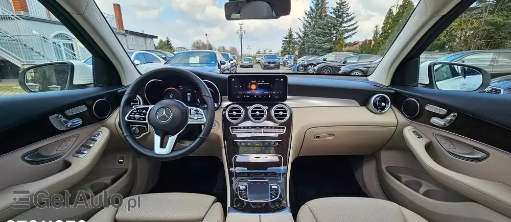 MERCEDES-BENZ GLC 