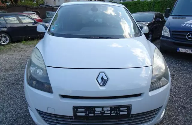 RENAULT Scenic 