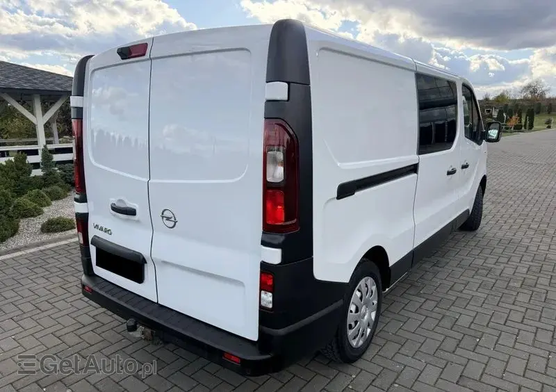 OPEL Vivaro L2H1 S&S Tourer
