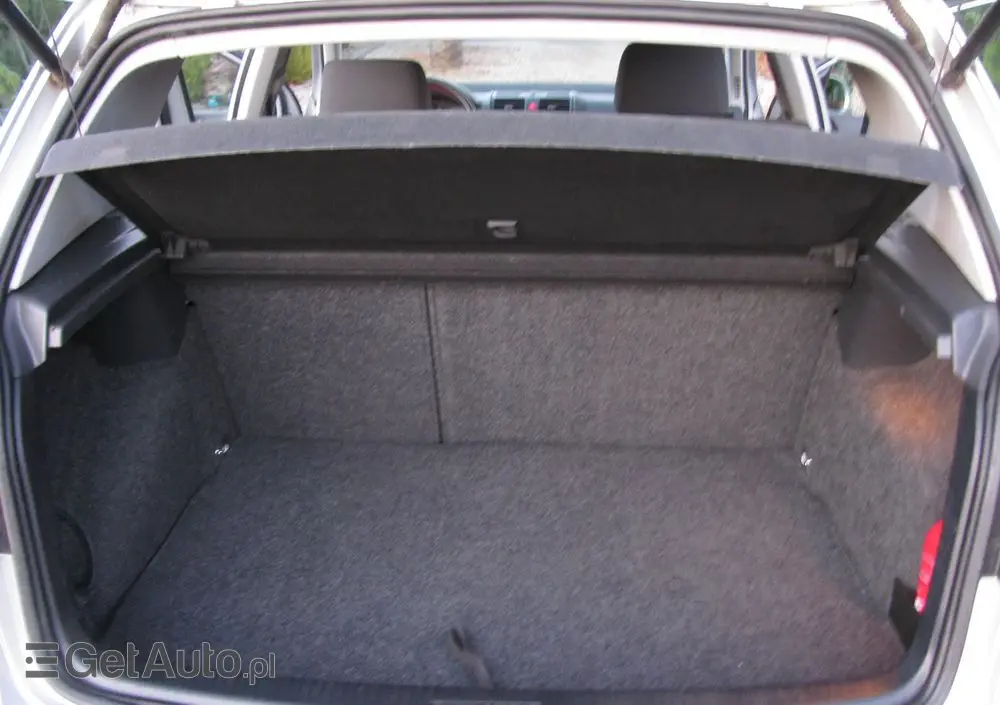 VOLKSWAGEN Golf 1.6 Q-Line