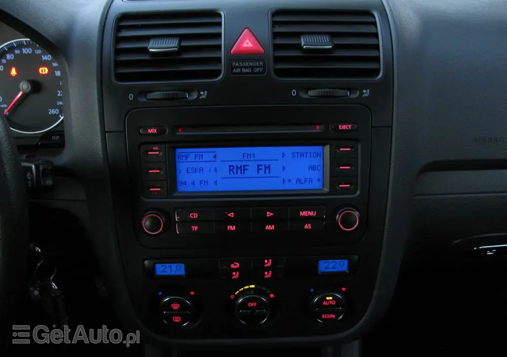 VOLKSWAGEN Golf 1.6 Q-Line