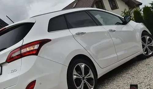 HYUNDAI I30 