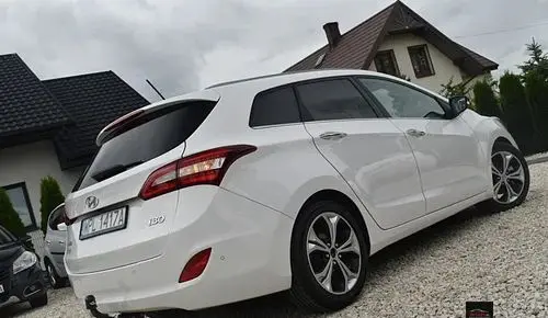 HYUNDAI I30 