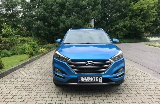 HYUNDAI Tucson 