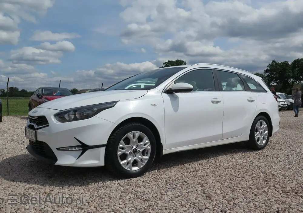 KIA Ceed 1.5 T-GDI M