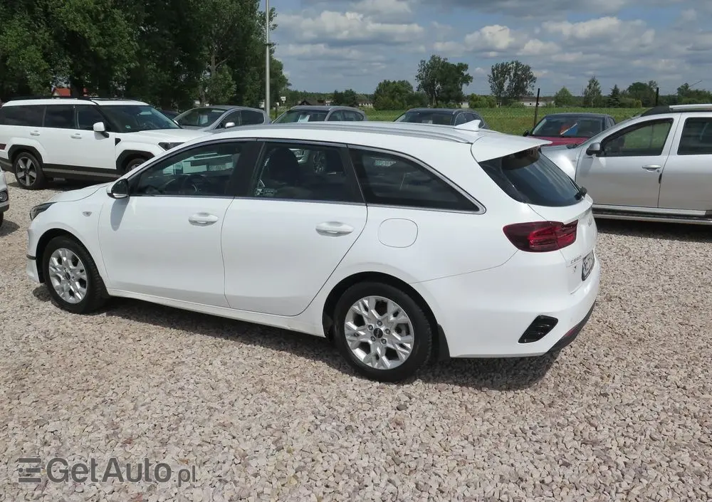 KIA Ceed 1.5 T-GDI M