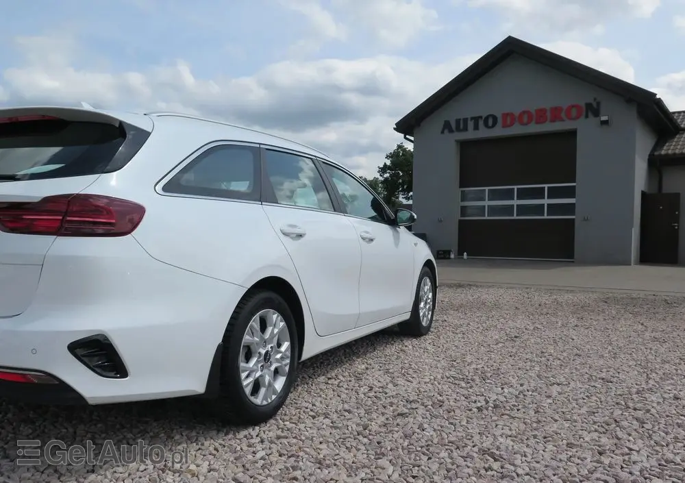 KIA Ceed 1.5 T-GDI M