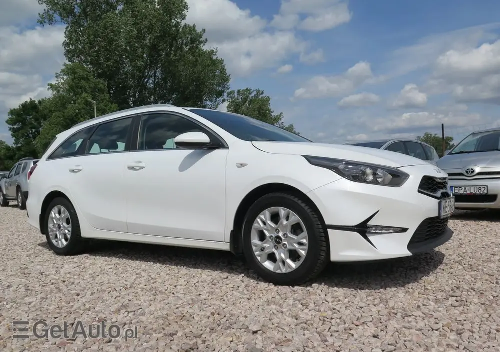 KIA Ceed 1.5 T-GDI M