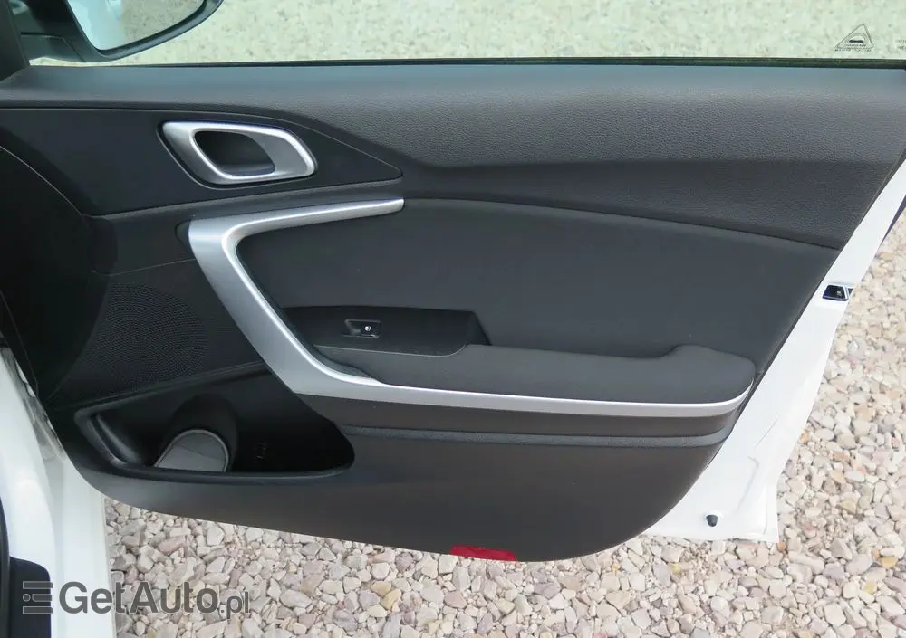 KIA Ceed 1.5 T-GDI M