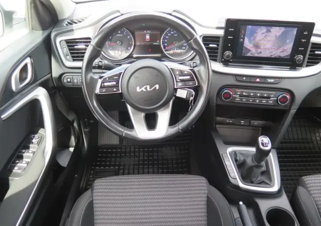 KIA Ceed 1.5 T-GDI M