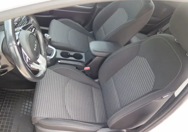 KIA Ceed 1.5 T-GDI M