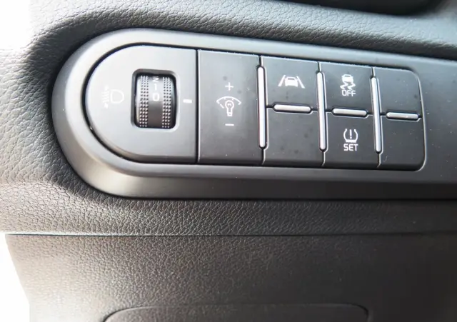 KIA Ceed 1.5 T-GDI M