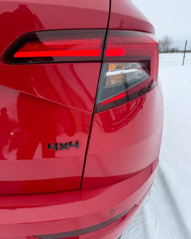 SKODA Karoq 2.0 TDI SCR 4x4 DSG Sportline