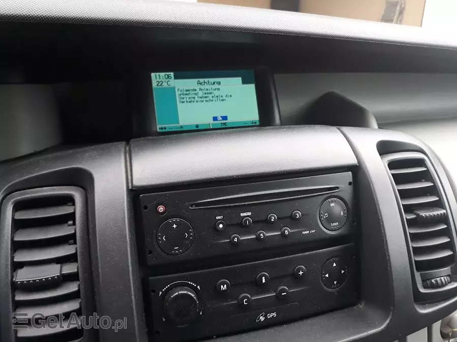 RENAULT Trafic Passenger