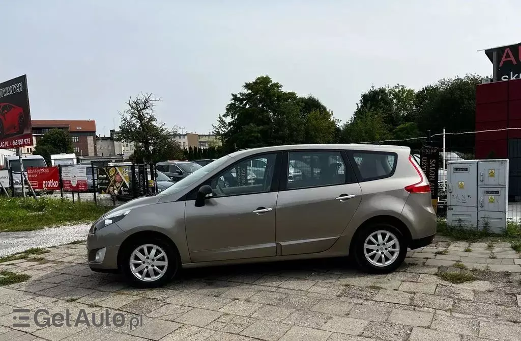 RENAULT Grand Scenic 
