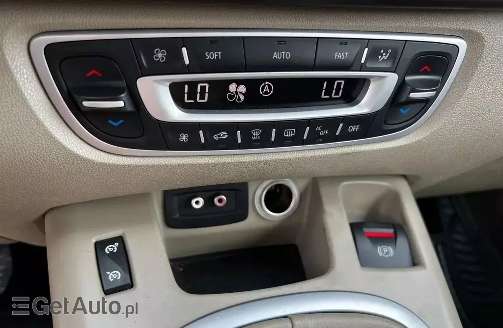 RENAULT Grand Scenic 