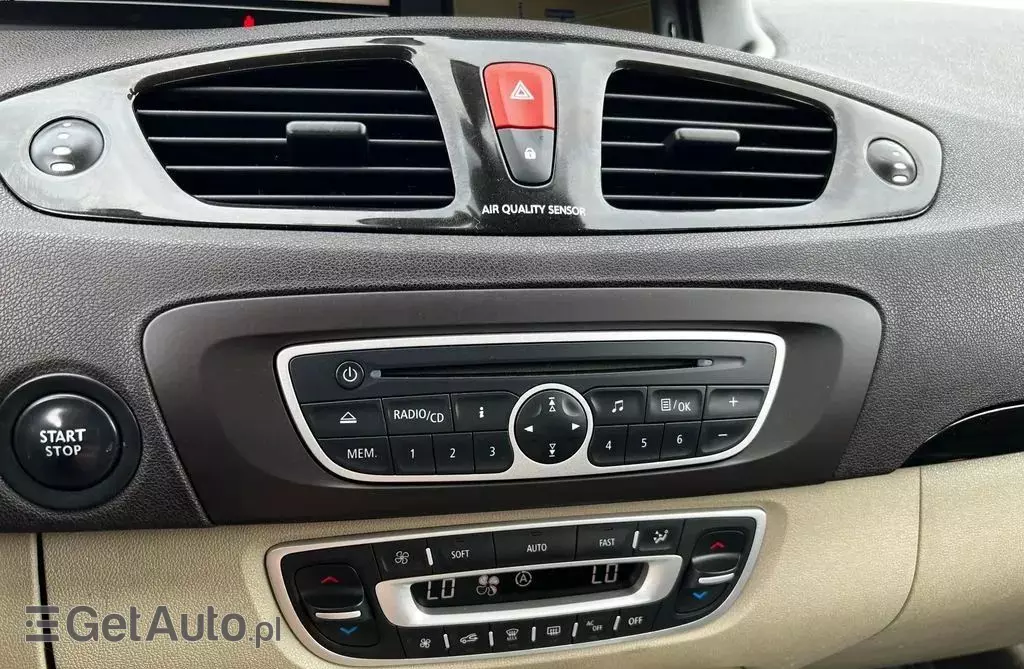 RENAULT Grand Scenic 