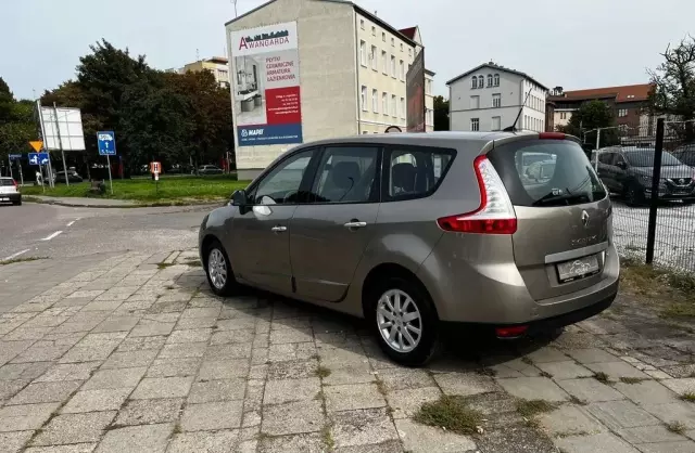 RENAULT Grand Scenic 