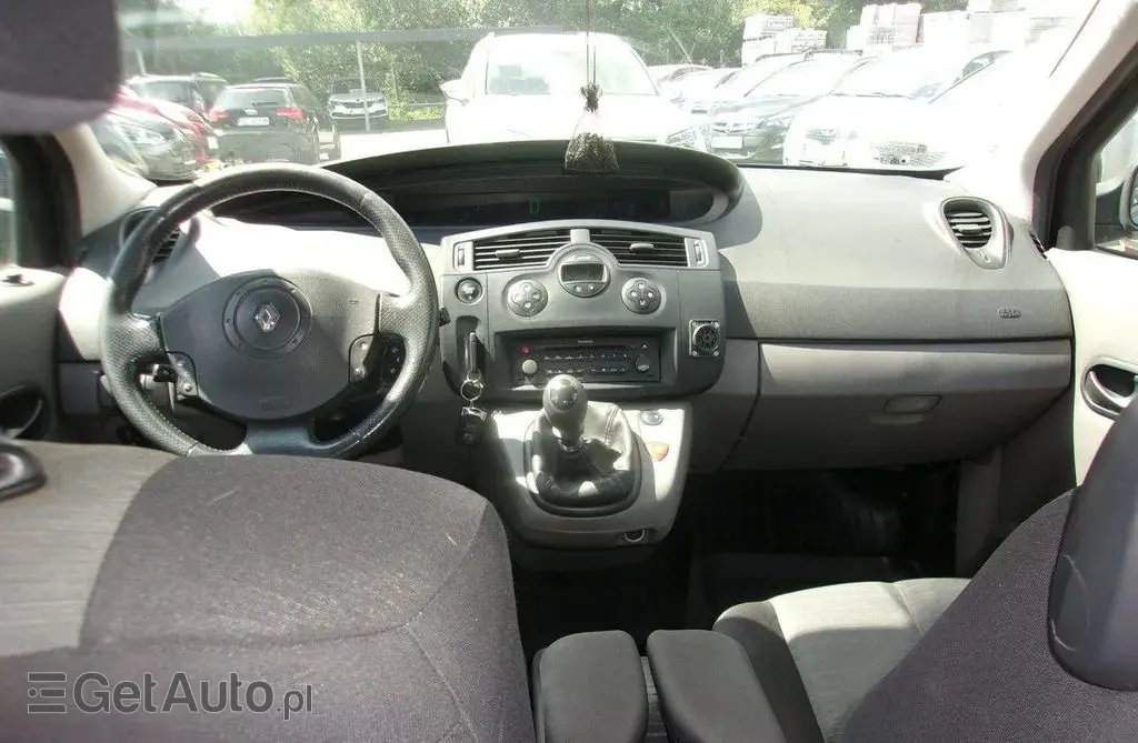 RENAULT Scenic 