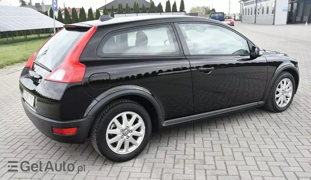 VOLVO C30 