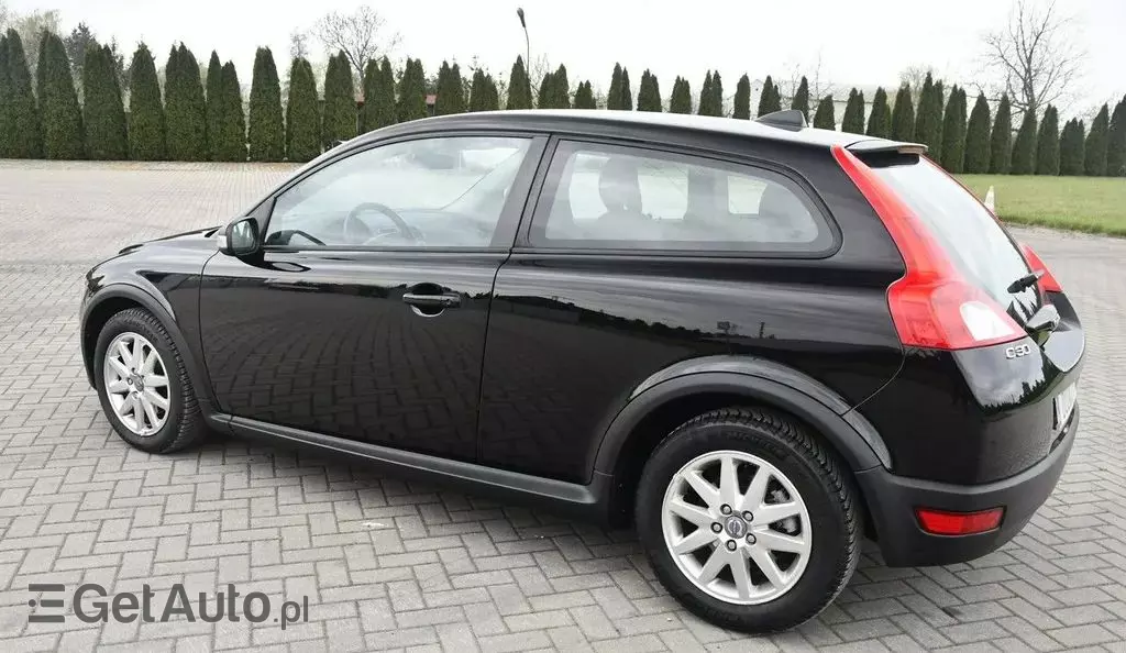 VOLVO C30 