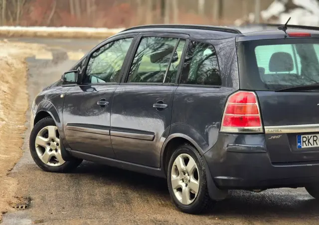 OPEL Zafira 1.9 CDTI Navi