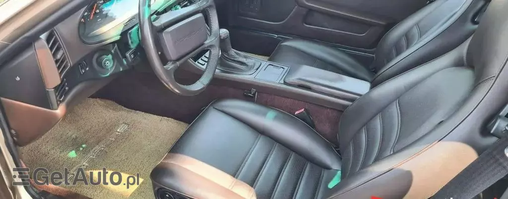 PORSCHE 944 
