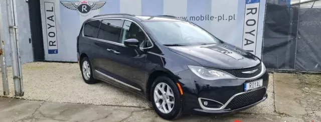CHRYSLER Pacifica 
