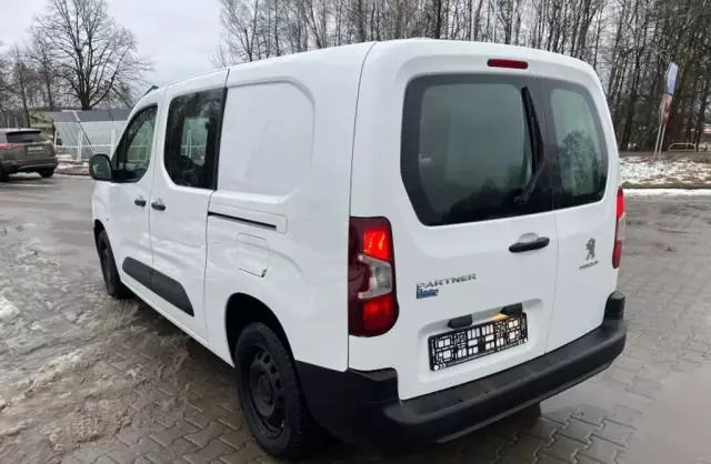 PEUGEOT Partner 
