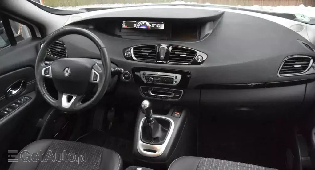 RENAULT Scenic 