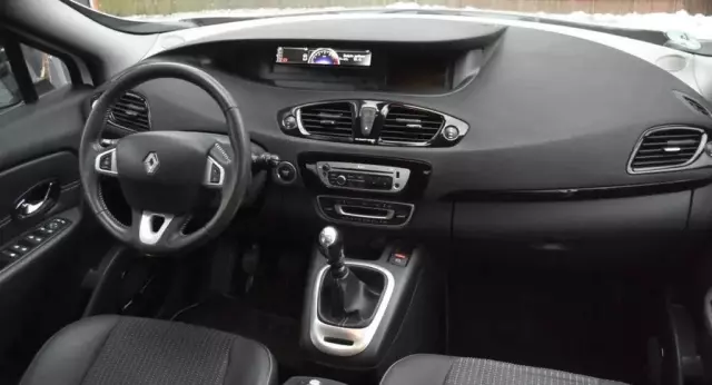RENAULT Scenic 