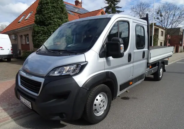 PEUGEOT BOXER 130 koni ,doka, Klima, 7- osób + skrzynia 3,40 m , MAXI 