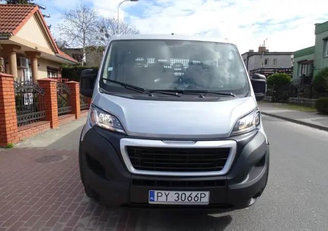 PEUGEOT BOXER 130 koni ,doka, Klima, 7- osób + skrzynia 3,40 m , MAXI 