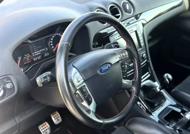 FORD S-Max 2.0 TDCi DPF Titanium