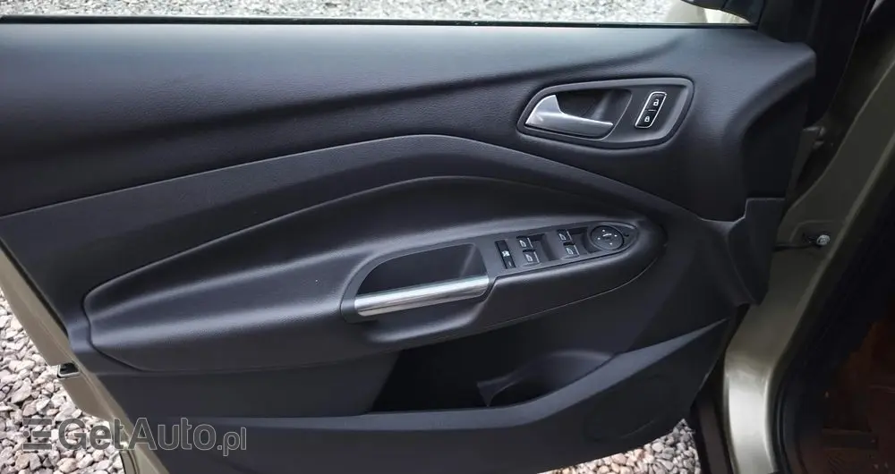 FORD Kuga 2.0 TDCi 4x4 Titanium