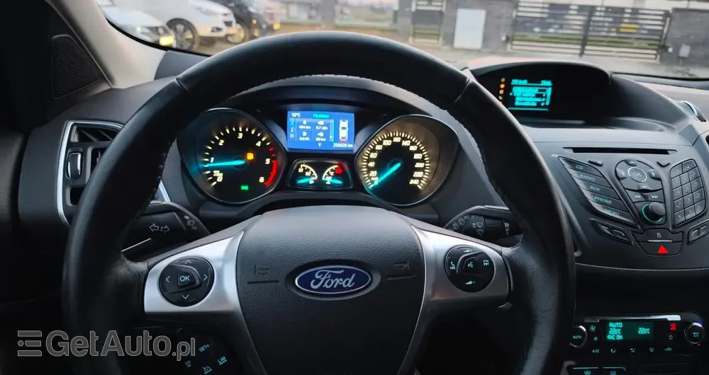 FORD Kuga 2.0 TDCi 4x4 Titanium