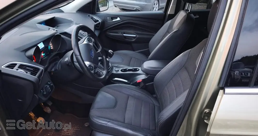 FORD Kuga 2.0 TDCi 4x4 Titanium