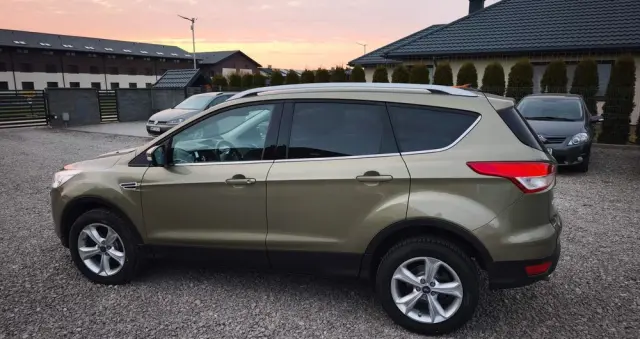 FORD Kuga 2.0 TDCi 4x4 Titanium