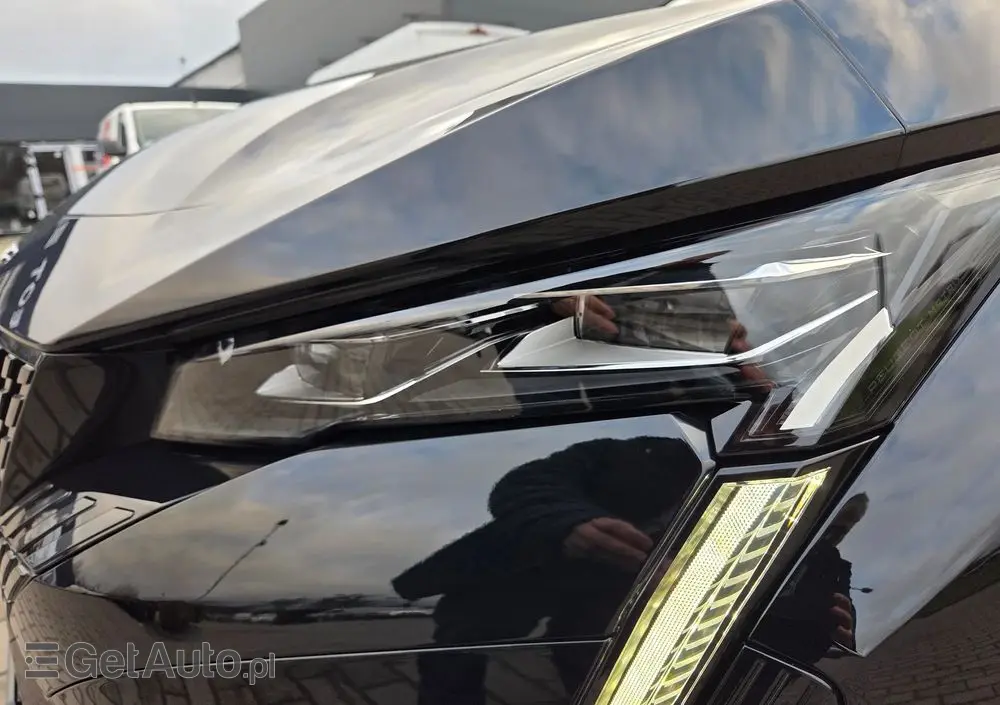 PEUGEOT 408 1.2 PureTech mHEV GT Exclusive S&S e-DSC6