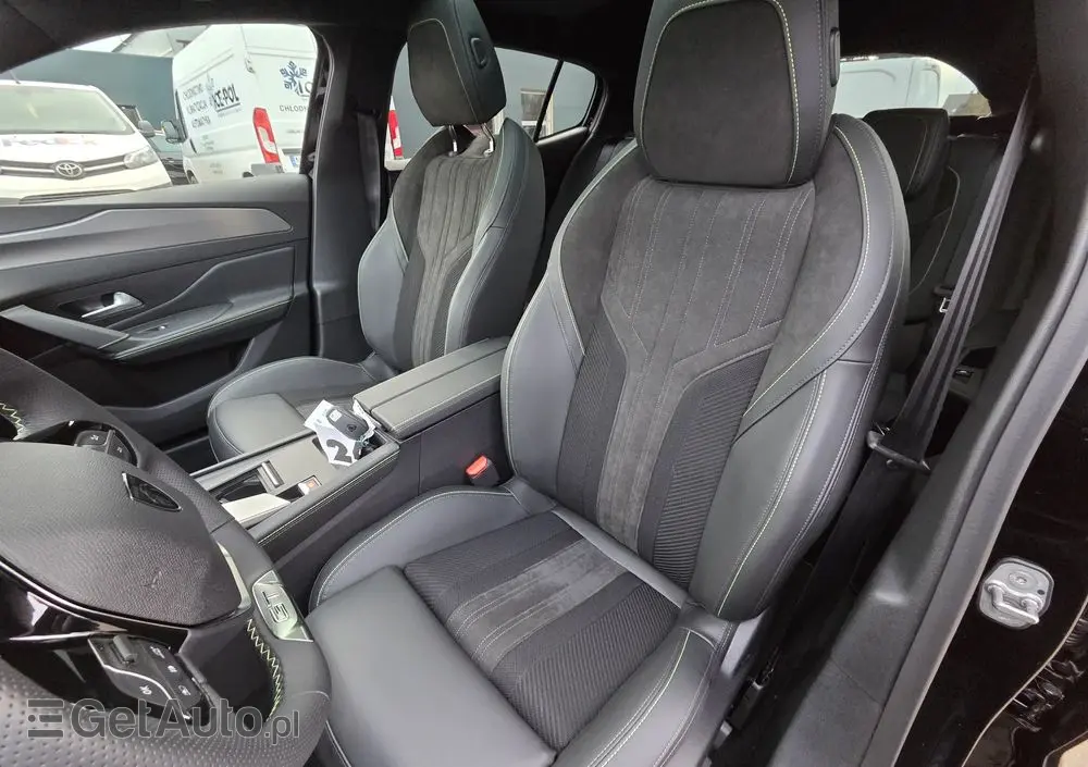 PEUGEOT 408 1.2 PureTech mHEV GT Exclusive S&S e-DSC6