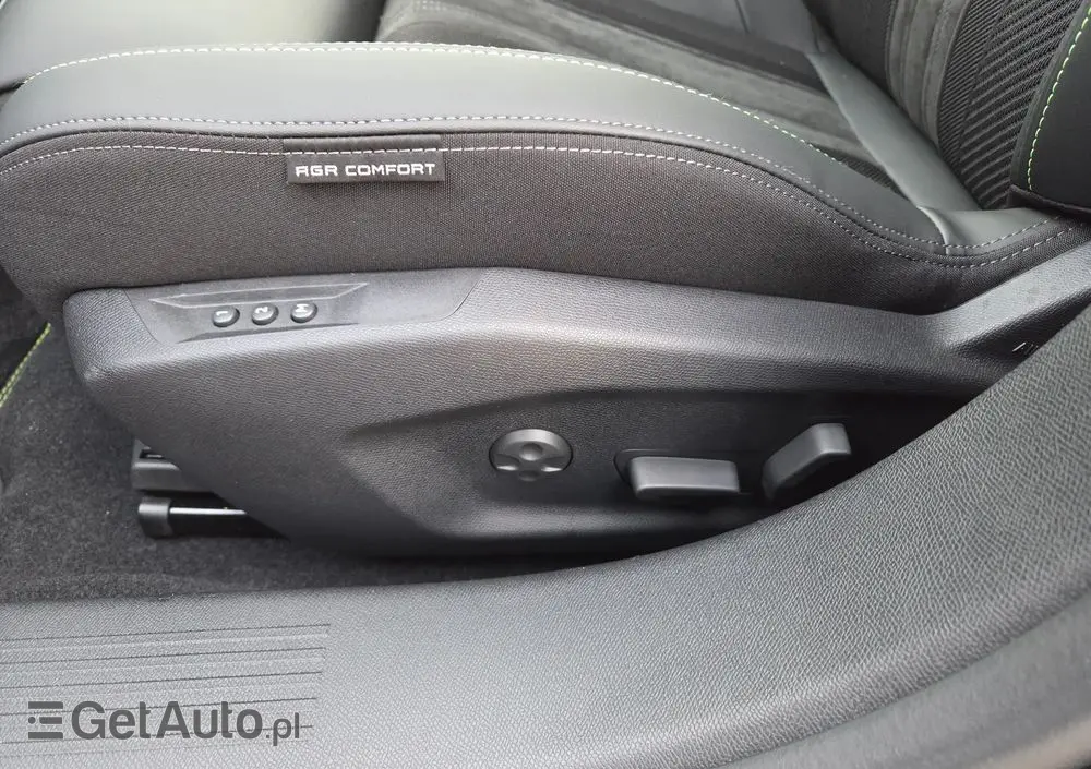 PEUGEOT 408 1.2 PureTech mHEV GT Exclusive S&S e-DSC6