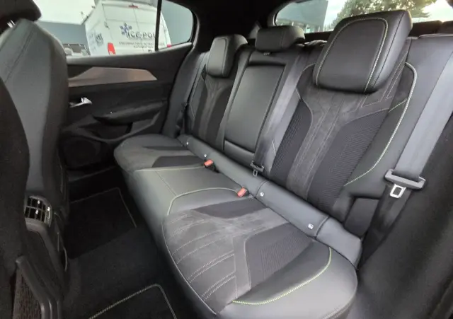 PEUGEOT 408 1.2 PureTech mHEV GT Exclusive S&S e-DSC6