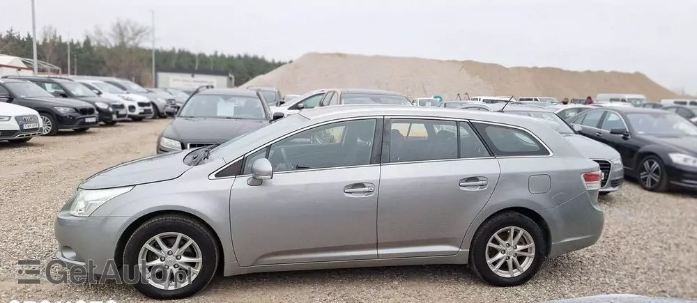 TOYOTA Avensis 