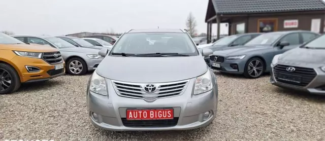 TOYOTA Avensis 